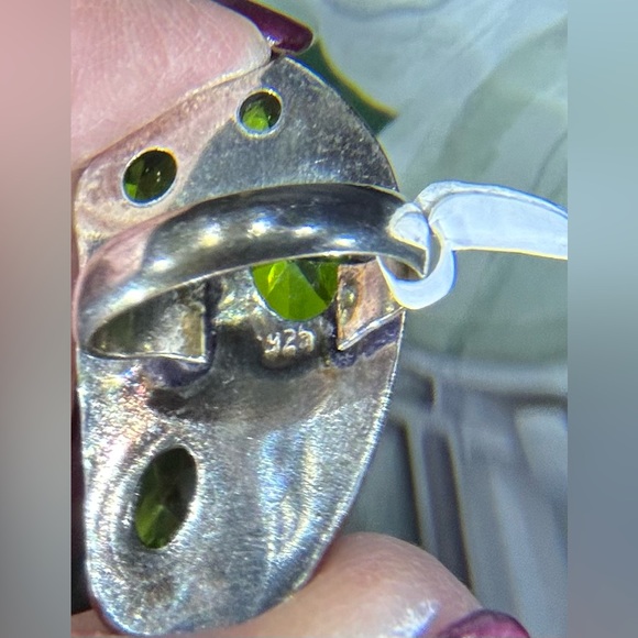 Funky Synthetic Peridot Ring - Picture 7 of 8